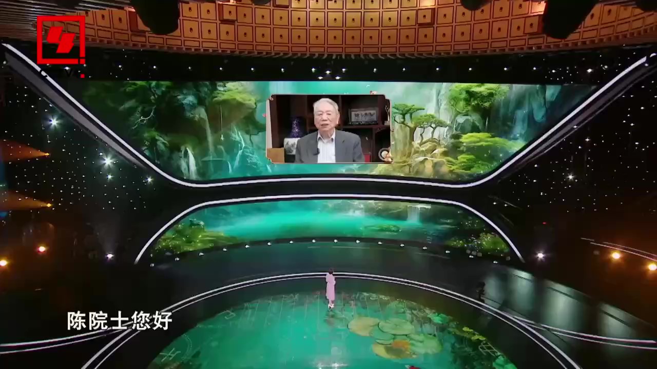 國醫(yī)大師視頻連線#中國中醫(yī)藥大會 傳達(dá)殷切寄語——中西醫(yī)協(xié)同發(fā)展是醫(yī)學(xué)發(fā)展必由之路，應(yīng)團結(jié)合作，互補互鑒，傳承、創(chuàng)新中醫(yī)藥學(xué)并貢獻(xiàn)全人類↓↓